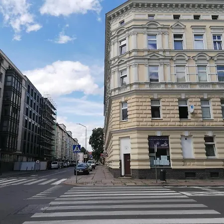 Tulip - Jednoosobowy Nr 1 Ze Wspolna Lazienka I Kuchnia Štetín